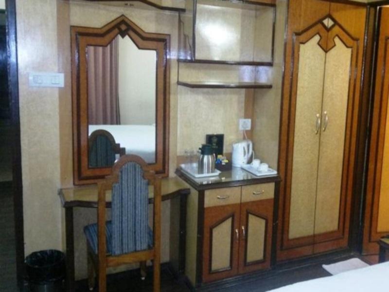 Hotel Radhika Regency Rourkela Экстерьер фото