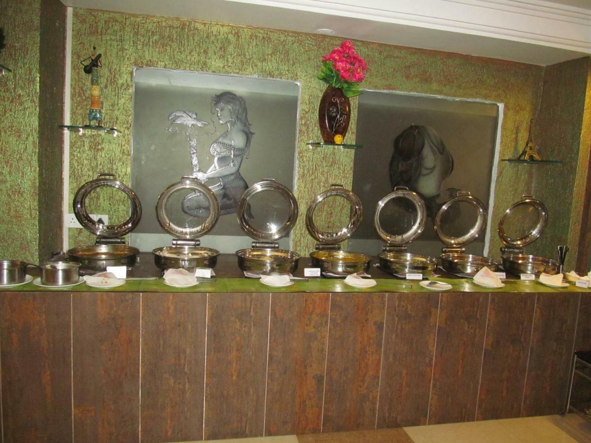 Hotel Radhika Regency Rourkela Экстерьер фото